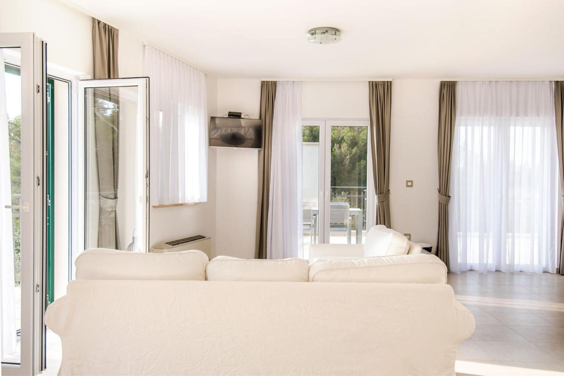 Bijaka Villas&Apartments Milna  Habitación foto